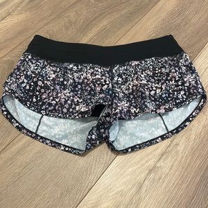 Floral print Lululemon speed shorts
